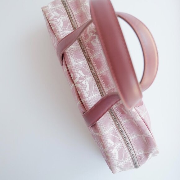 Authentic Preowned Chanel Pink Nylon New Travel Line Shoulder Bag - Picture 11 of 16